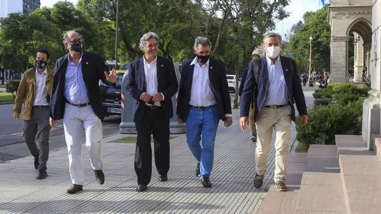 La Mesa de Enlace advirtió que se viene un aumento de las retenciones a la soja