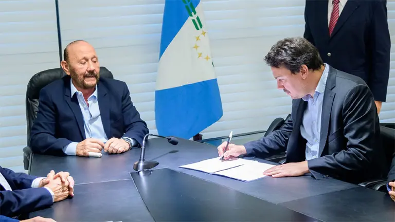 Basualdo se reunió con Insfrán por obras de infraestructura eléctrica en Formosa