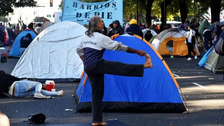 El Gobierno no habilitará más planes sociales: "Es una decisión tomada"