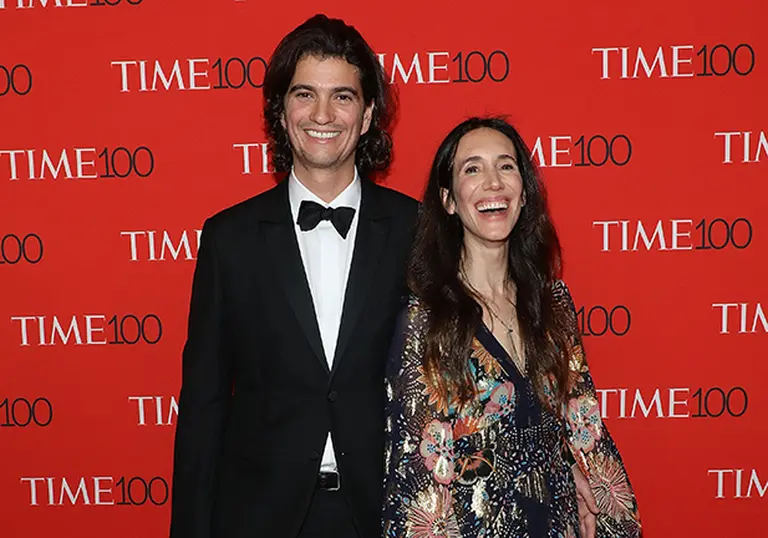 La historia de WeWork y su extravagante jefe, Adam Neumann, tiene su serie: "WeCrashed"