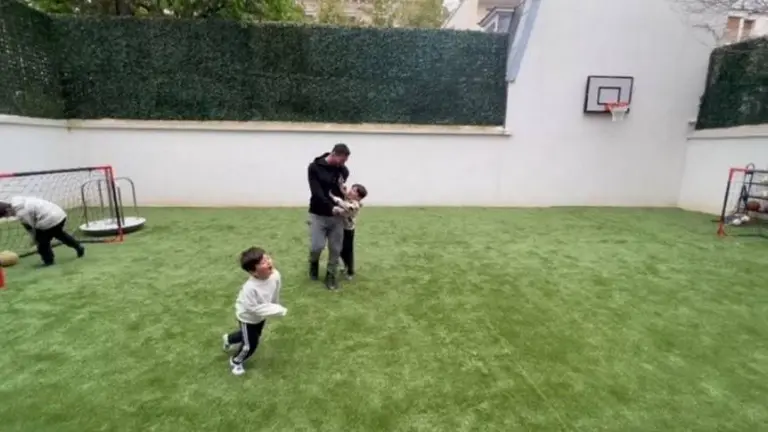 Antonela subió un video de Lionel Messi jugando al fútbol con sus hijos: "Dejá ganar a los nenes"