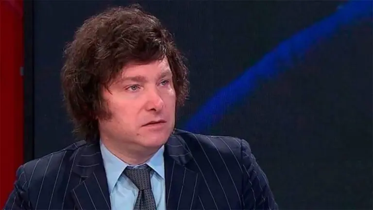 Milei apuntó contra Guzmán por su rechazo a la dolarización: qué dijo ahora