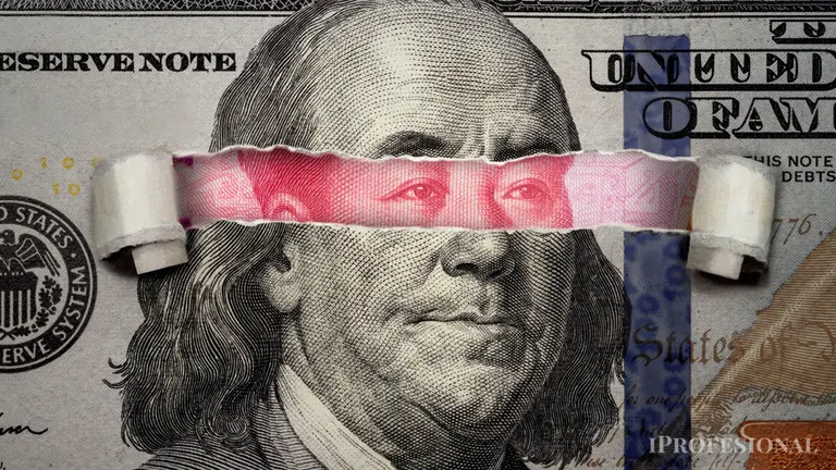 Detrás de la "financiación china": Massa viste de buena noticia la falta de crédito y de dólares