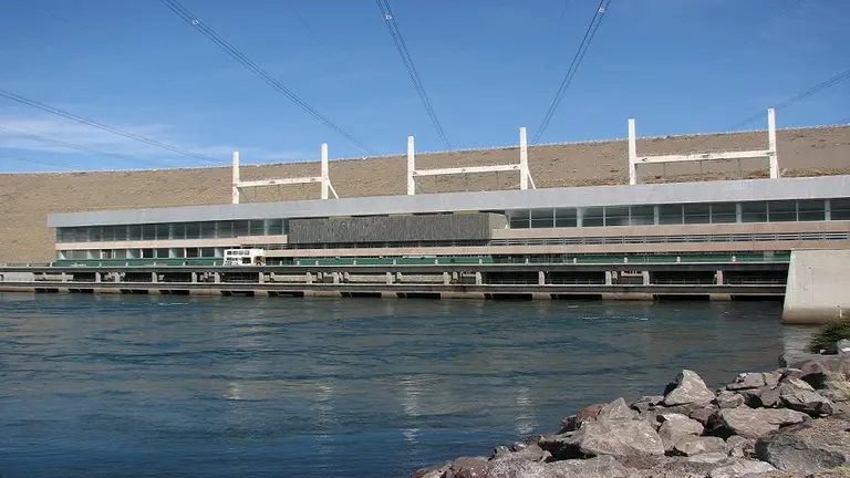 Represa hidroeléctrica El Chocón