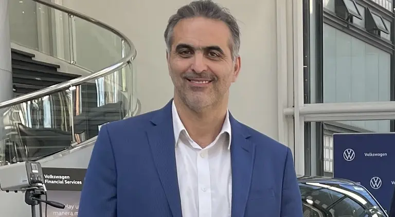 CEO de Volkswagen: "No frenamos la producción por falta de dólares sino por la logística, que es un caos"