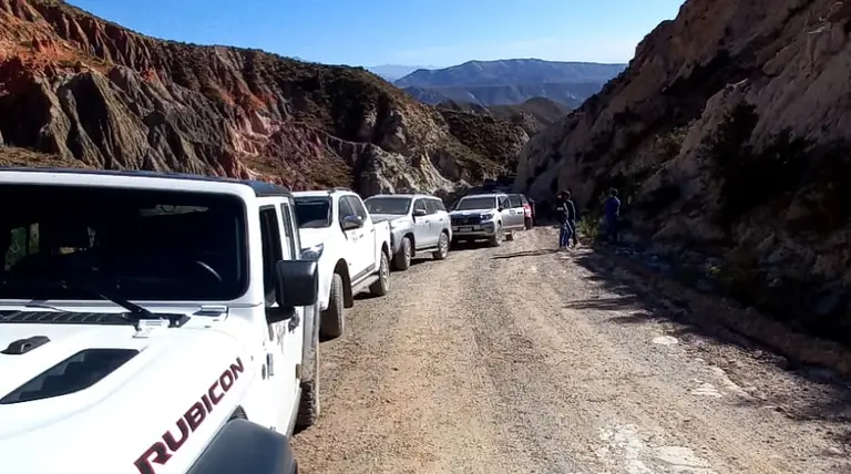 Turismo a medida: cómo aprender a usar tu camioneta en una travesía 4x4 con expertos