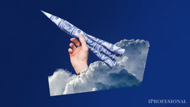 El dólar blue rompió la barrera de los $300: las razones de la suba y lo que vendrá, según expertos de la City