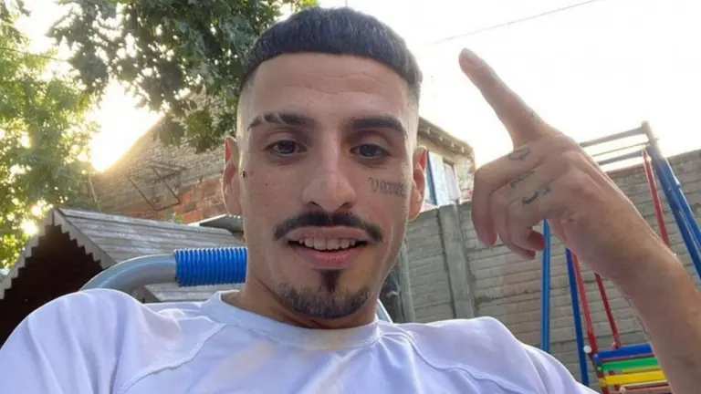 Murió el cantante "El Noba", tras estar diez días en terapia intensiva