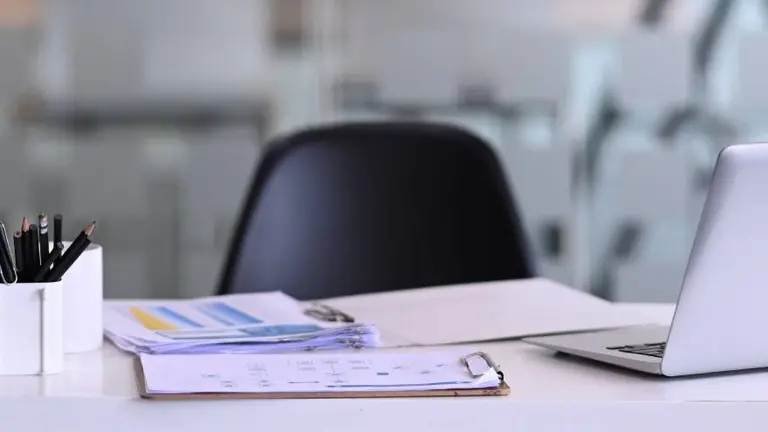 La cobertura de salud del trabajador y la "reserva de puesto" en caso de accidente o enfermedad ajenos al trabajo