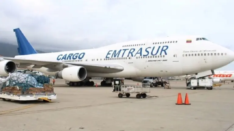 Avión venezolano-iraní: la repercusión internacional y la avanzada opositora mantienen en alerta al Gobierno