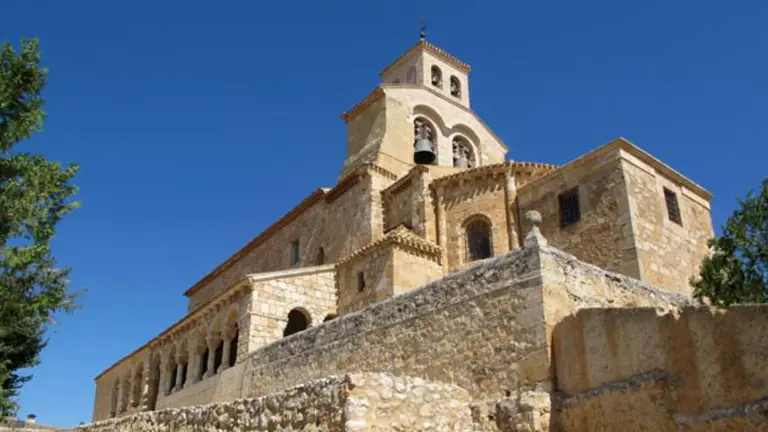 Este encantador pueblo de España busca atraer habitantes: qué ofrecen