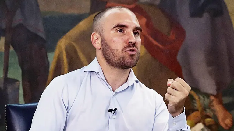 Martín Guzmán: "Habrá más recesión porque la política de Milei está agotada"