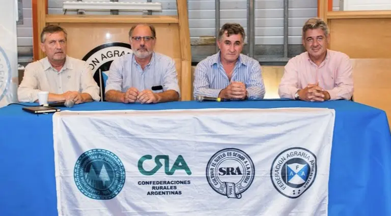 Protesta del campo: el Gobierno considera que es un "paro político"