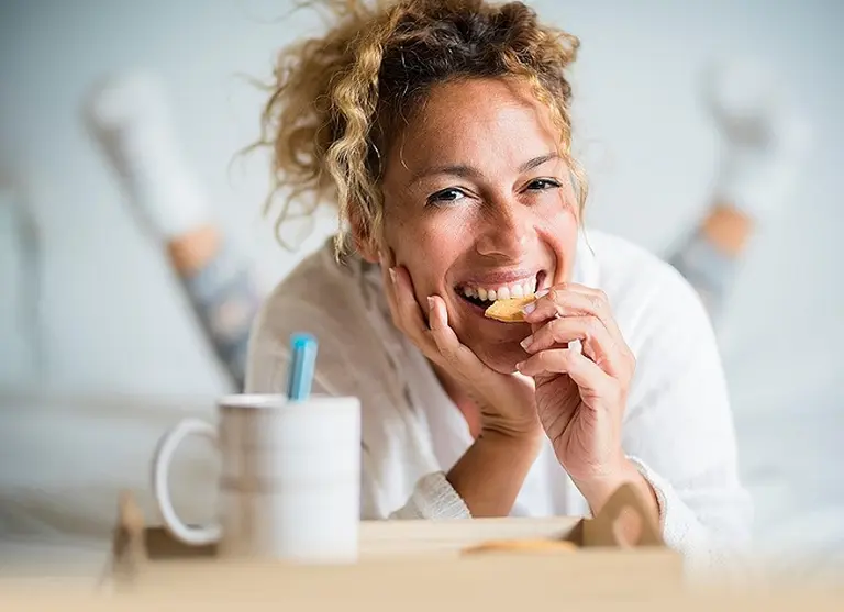 Más apetito, más "picoteo" y menos ejercicio: las trampas que el invierno le pone a nuestros hábitos
