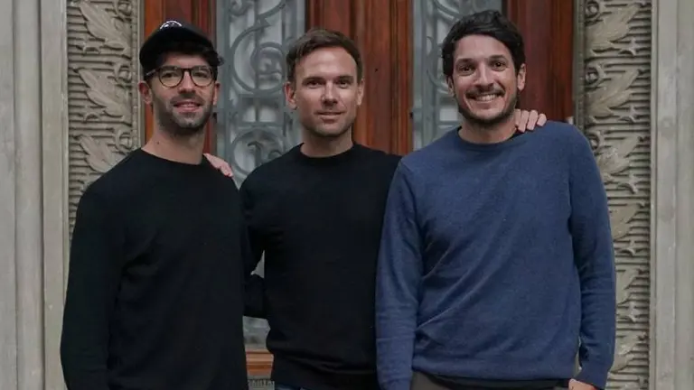 NFTs y blockchain: son amigos desde los 6 años y crearon una empresa para revolucionar el negocio del arte