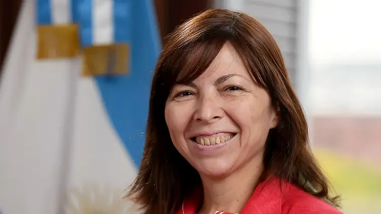 Primeras definiciones económicas de Batakis: dólar, acuerdo con el FMI, inflación, tarifas y renta inesperada