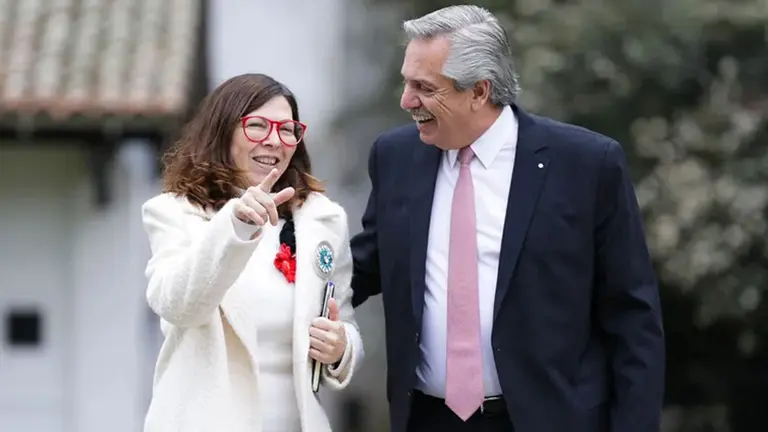 Batakis reclama viviendas a Milei que deberían haber entregado Fernández