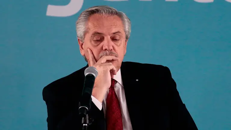 Una nueva encuesta revela una fuerte caída de la imagen de Alberto Fernández