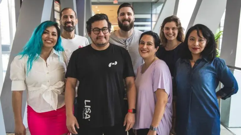 La startup que suma IA para humanizar procesos y reducir tiempos de liquidación llega al país