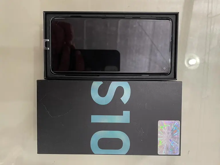 Remate de teléfono celulares nuevos: subasta de Aduana en Banco Ciudad