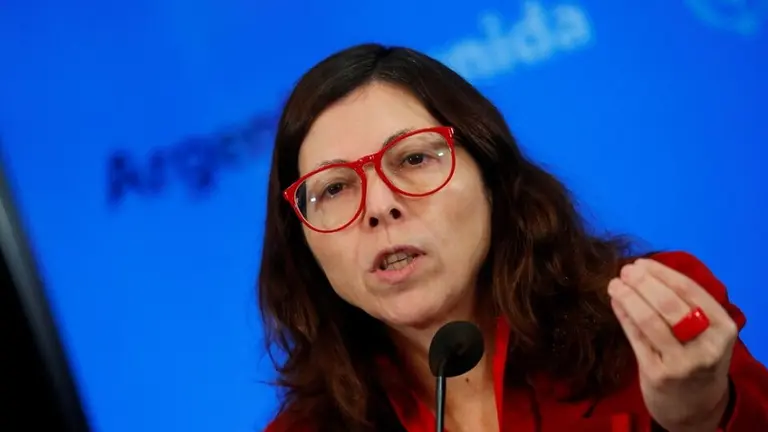 "Turismo no es mala palabra": la durísima respuesta de las agencias de viaje a las medidas de Batakis