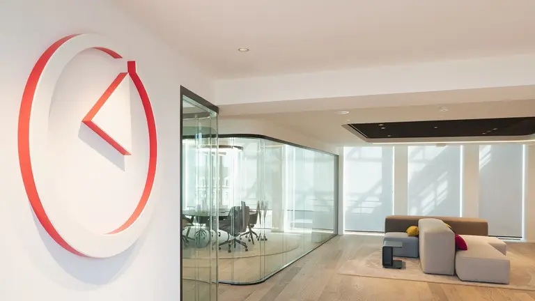 Bain & Company abrió el período de selección de pasantes y consultores