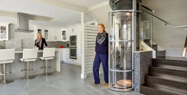 Una Pyme argentina fabrica ascensores sin cables y eco-eficientes, ¿cómo funcionan?