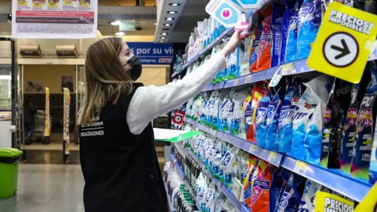 Inflación: el Gobierno suma controles de precios en supermercados e hipermercados