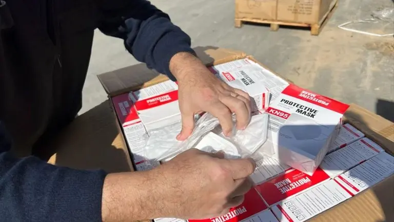 La Aduana desarticuló un "rulo de importación" de barbijos por u$s4 millones