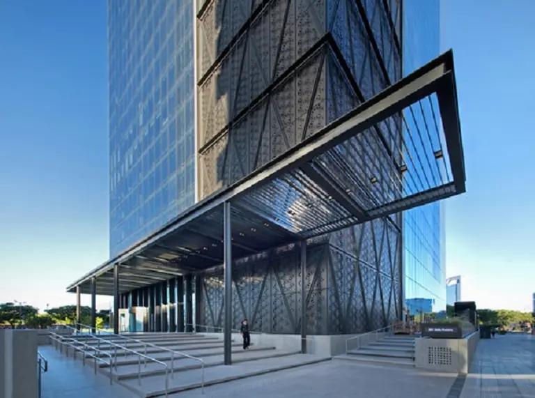 El mayor grupo desarrollador inmobiliario del país profundiza su proceso de venta de oficinas