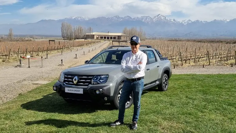 Renault define un plan exportador: tendrá un nuevo auto nacional y producirá en tres turnos