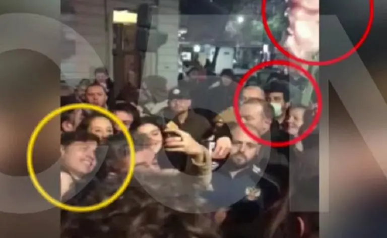 Un nuevo video muestra que Sabag Montiel también estuvo cerca de Axel Kicillof