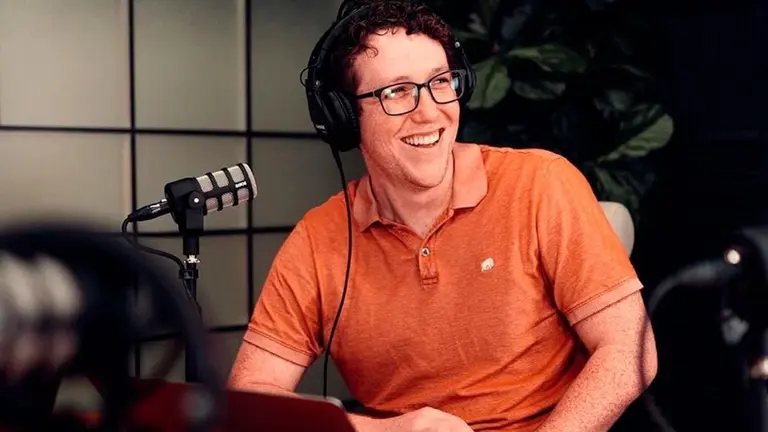 Qué aconseja el joven inversor que ganó más de u$s1,4 millones en la Bolsa