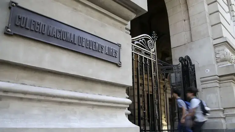 Evalúan a cerca de 600.000 estudiantes de secundario de todo el país con la prueba Aprender