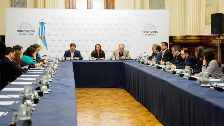 Diputados continúa con el debate del Presupuesto 2023