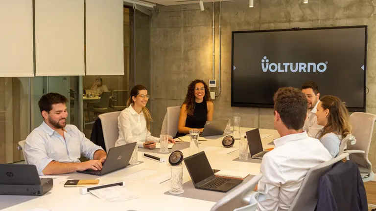 Volturno CorpWork llegó a Las Lomitas Street con café de especialidad y tecnología al servicio de negocios corporativos