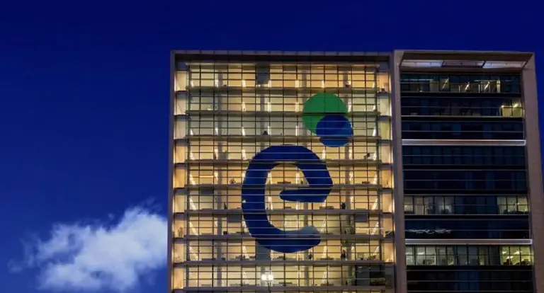 Edenor cierra acuerdo para cancelar millonaria deuda con el gobierno de Milei