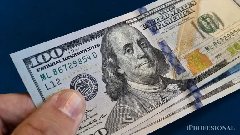 Dólar hoy | El blue subió a un nuevo máximo histórico de $383: qué pasó con los financieros y el oficial