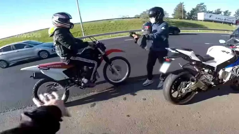 Qué se esconde detrás del robo de motos premium, el nuevo "trofeo de guerra" de ladrones que matan a sangre fría