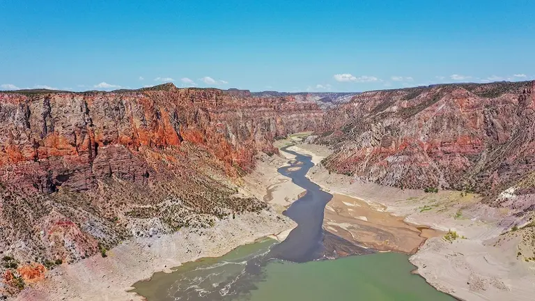 San Rafael, naturaleza, deportes y vinos: cómo llegar, dónde alojarte y qué hacer