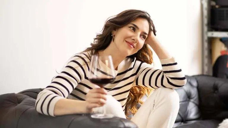 Se enamoró del vino en Armenia: hoy dirige una bodega en ese país y está al frente de Fin del Mundo