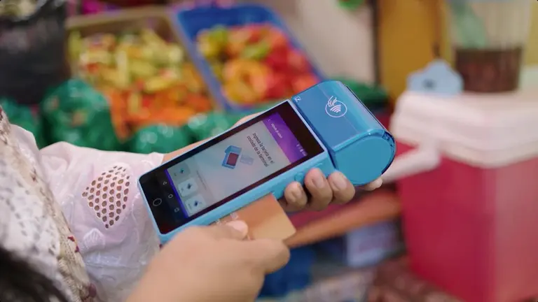 El Senado busca evitar delitos en pagos con tarjetas de crédito y débito: qué dice el proyecto