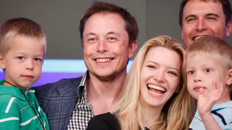 Alertan que multimillonarios como Elon Musk planean salvar el mundo teniendo "niños genéticamente superiores"