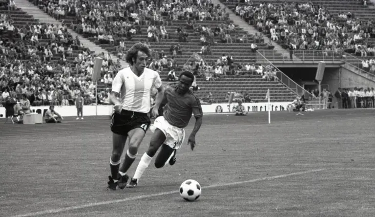 El día que Argentina "incentivó" a Polonia con 25.000 dólares "perdidos"