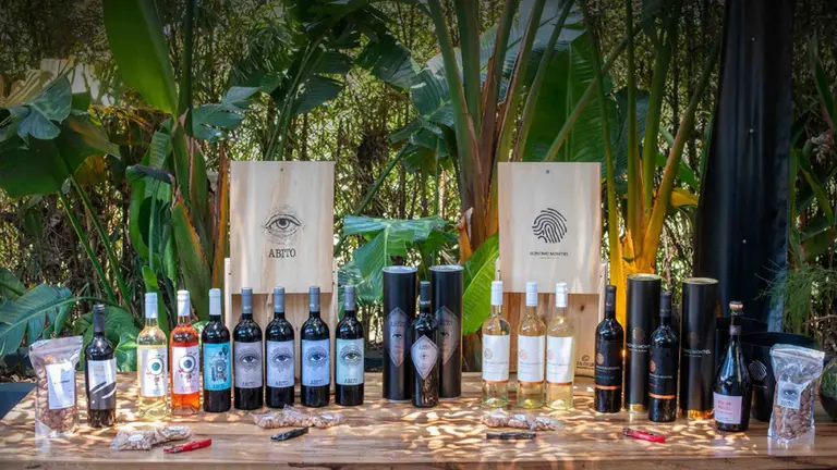 Dos bodegas se unen para crear una empresa especializada en la comercialización de vinos premium y productos gourmet