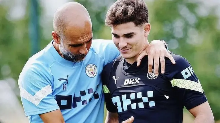 Julián Álvarez reveló qué dijo Pep Guardiola sobre Argentina antes del Mundial