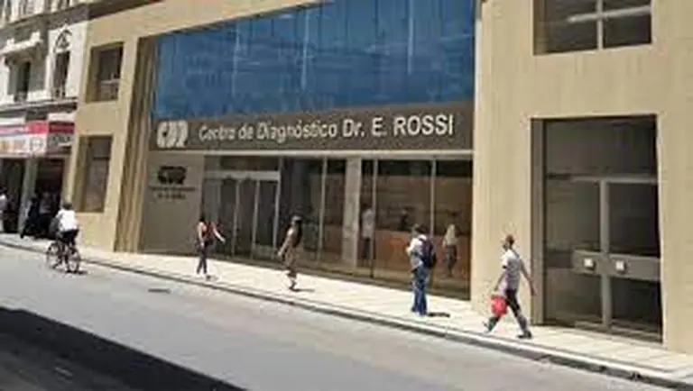 Hackearon a tres centros médicos del Grupo Rossi: expertos alertan por falta de inversión en sistemas