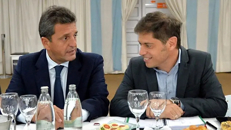 ¿Una PASO entre Massa y Kicillof?: el plan que agita un sector del peronismo en medio de presiones al gobernador
