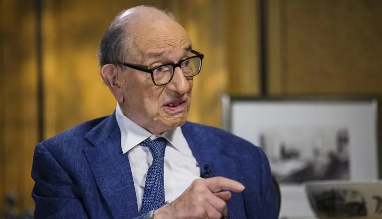 Economía en alerta: Alan Greenspan pronosticó una recesión en Estados Unidos