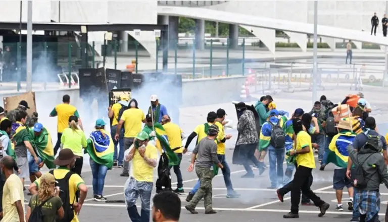 Intento de Golpe de Estado: bolsonaristas registraron el ingreso al Congreso y lo compartieron en redes